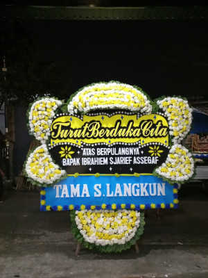Papan Bunga Duka di Medan Area